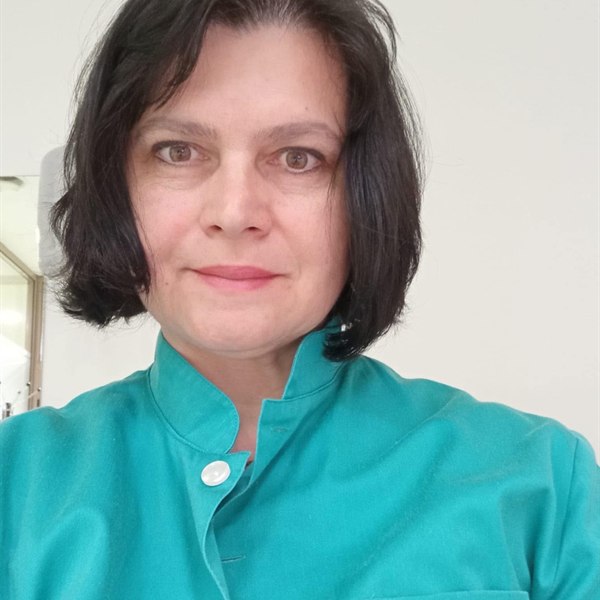 Dr. Iana Simona