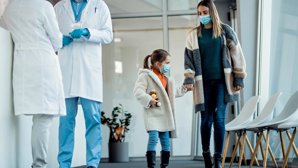Urgențele la copil: febră, astm, deshidratare, diaree, convulsii și vaccinuri
